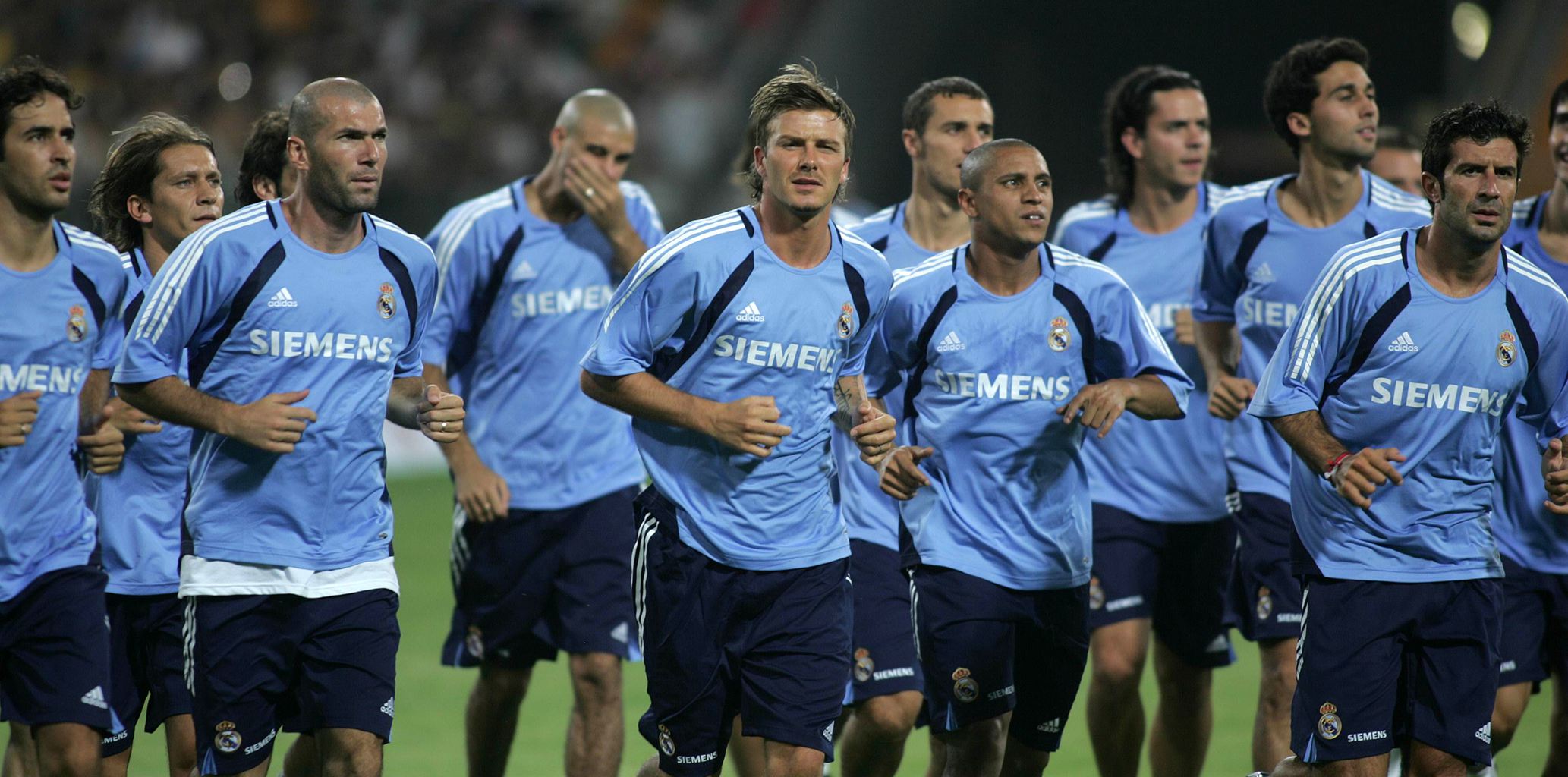 择同步回暖 择同步回暖