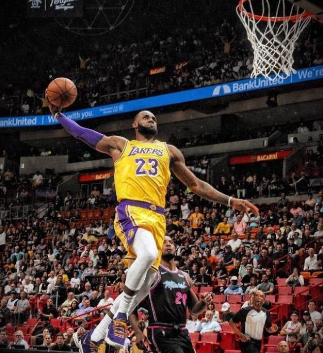 社交媒体A 社交媒体A