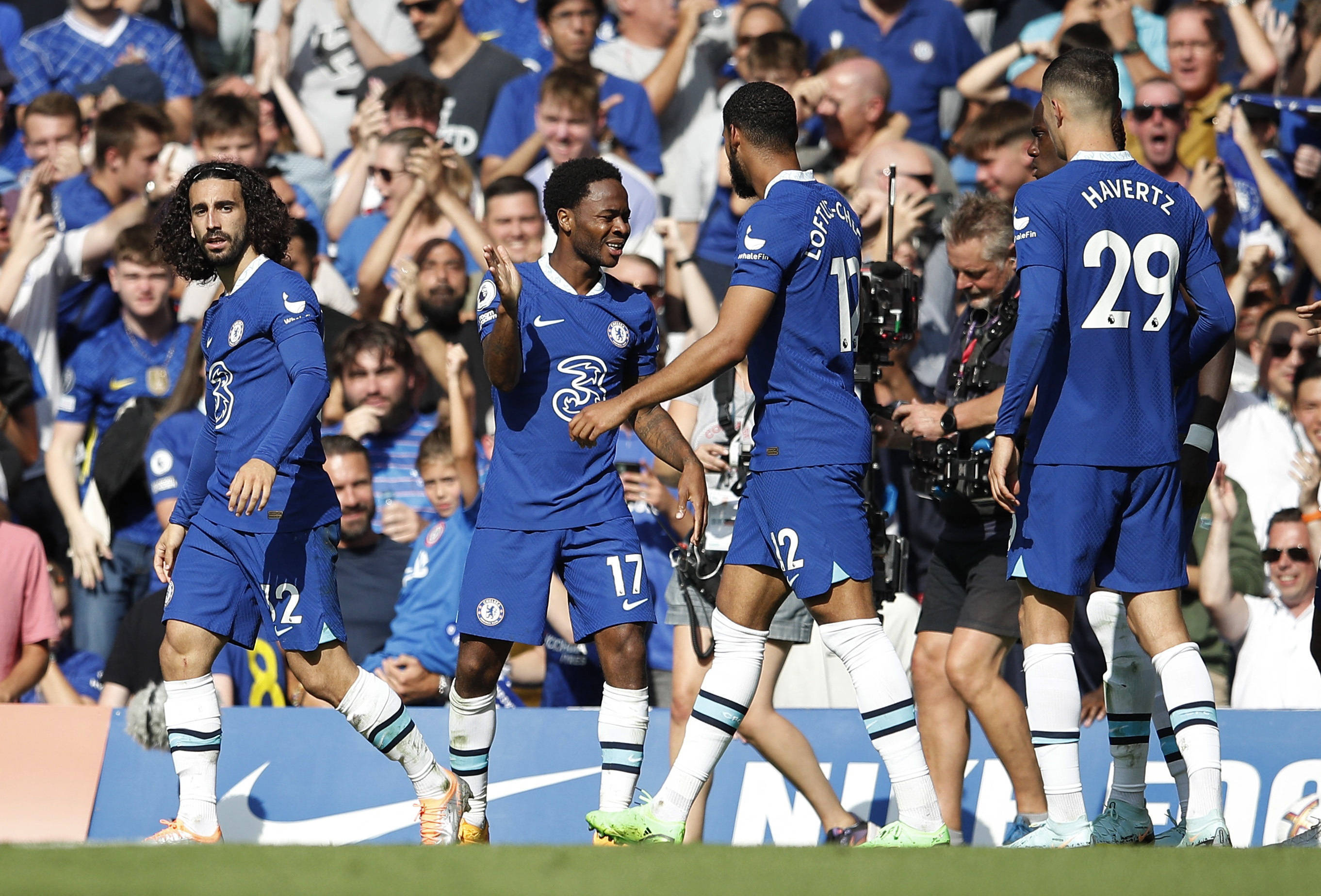 围绕这三个 围绕这三个