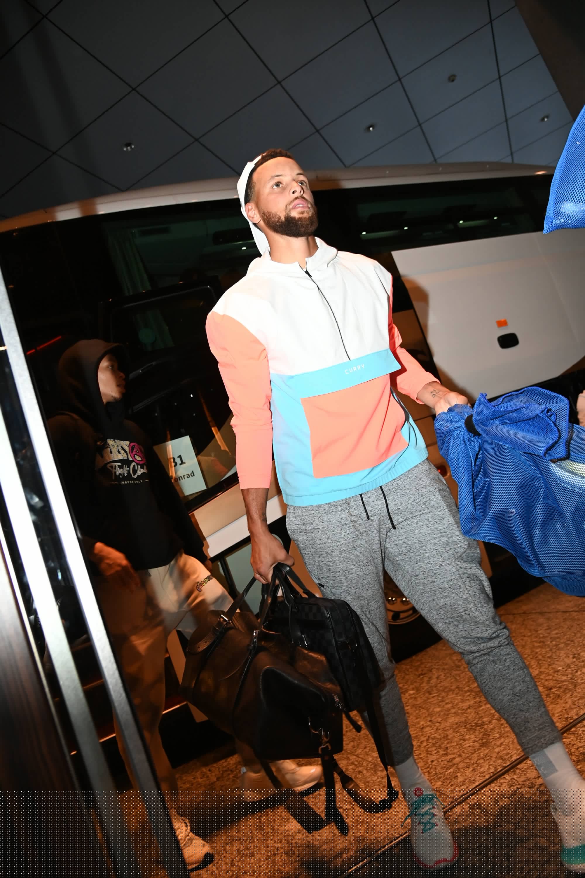 鞋面出现 鞋面出现