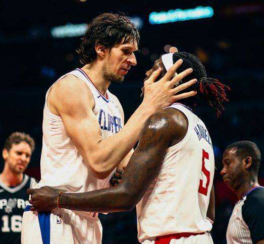 兼具力量与 兼具力量与